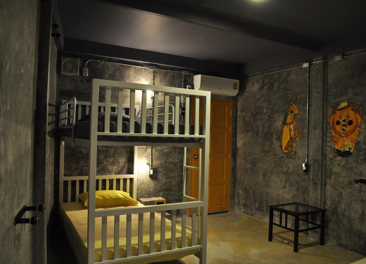 Nexchange Hostel Bangkok Exterior photo